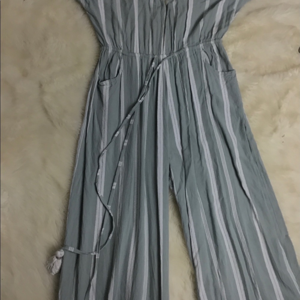 Beach gold striped drawstring jumpsuit size medium - Picture 4 of 8